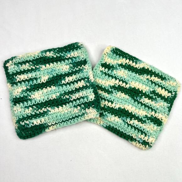 Vintage Handmade Crochet Green Potholders - Picture 4 of 4